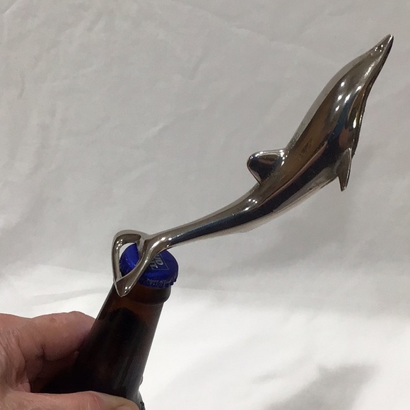 Cast metal Dolphin beer & bottle opener - Picture 5 of 5